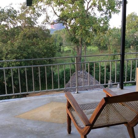 Hotel Sigiriya Rock Hide Zewnętrze zdjęcie